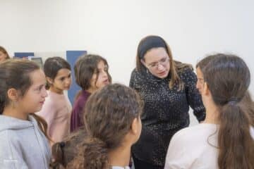 בנות מהישוב שלומית